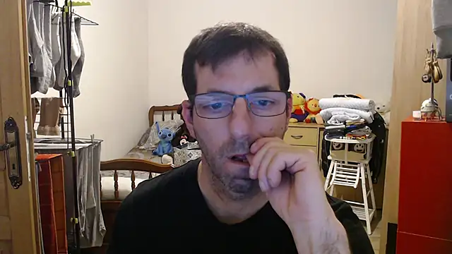 Snapshot of steph19x5 chatting on February 20, 2026, 4:18 pm steph19x5 online show from February 20, 2026, 4:18 pm