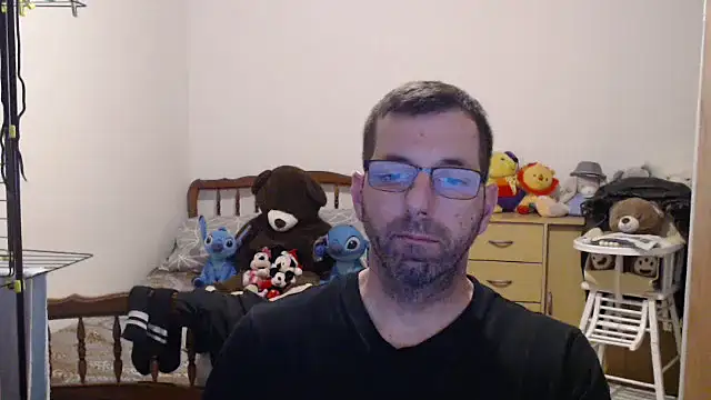 Snapshot of steph19x5 chatting on February 23, 2026, 6:38 pm steph19x5 online show from February 23, 2026, 6:38 pm