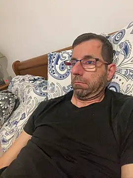 Snapshot of steph19x5 chatting on March 7, 2026, 8:50 pm steph19x5 online show from March 7, 2026, 8:50 pm