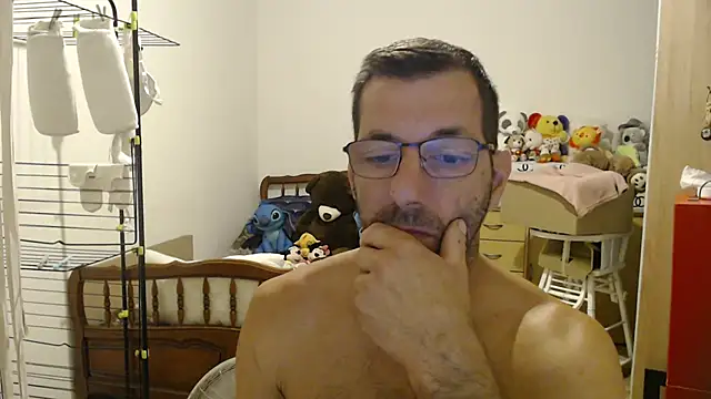 Snapshot of steph19x5 chatting on July 12, 2026, 7:10 am steph19x5 online show from July 12, 2026, 7:10 am