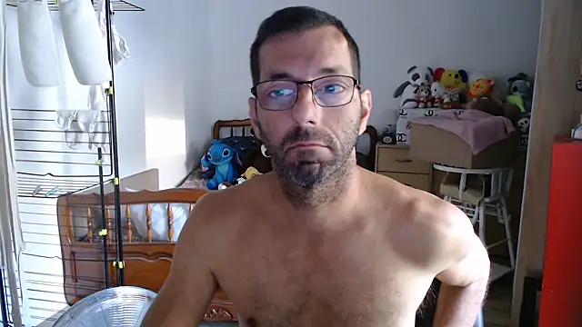 Snapshot of steph19x5 chatting on July 13, 2026, 5:43 am steph19x5 online show from July 13, 2026, 5:43 am