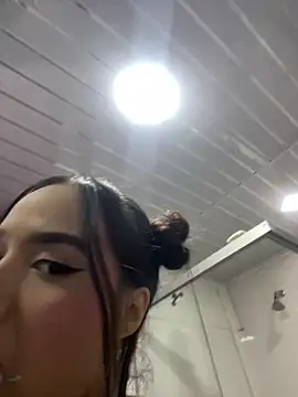 Little Amber6 online show from February 9, 2025, 9:06 pm