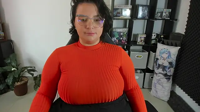 aika-dreams online show from January 9, 2025, 3:23 pm