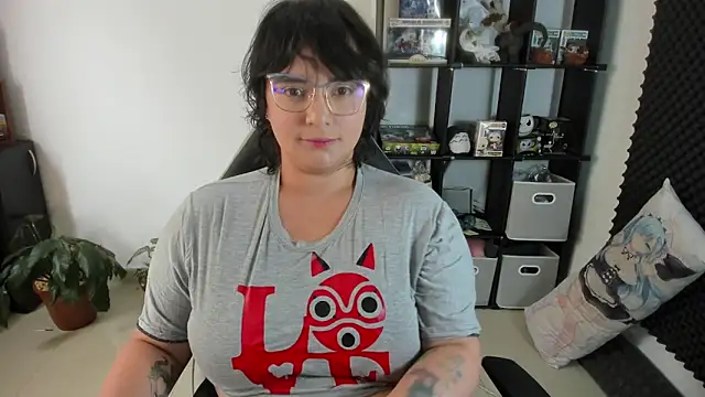 aika-dreams online show from January 31, 2025, 4:17 pm