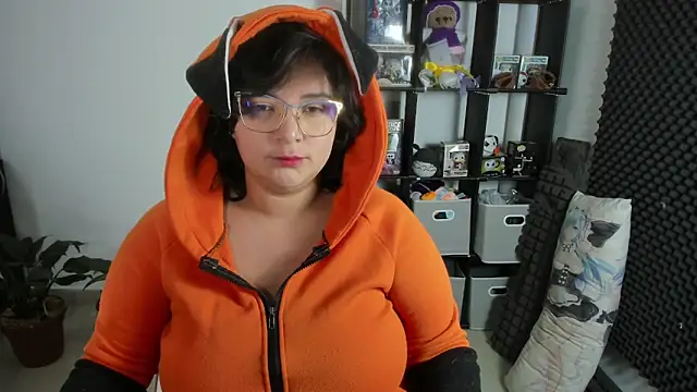 aika-dreams online show from March 3, 2025, 12:05 pm