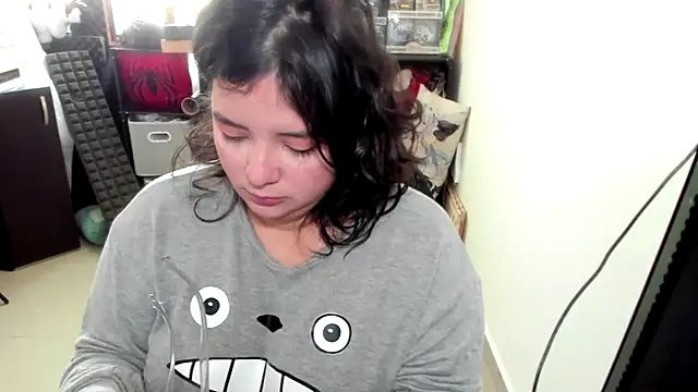 aika-dreams online show from October 16, 2025, 12:50 pm