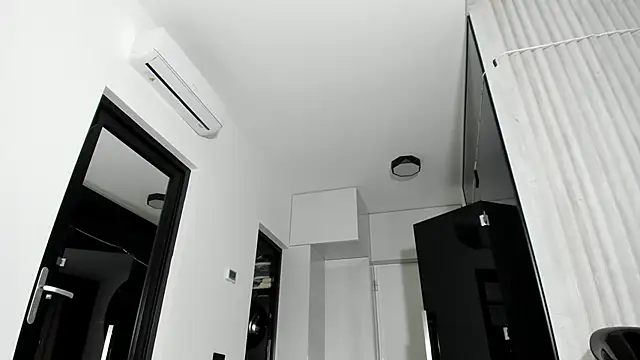 Snapshot of Squirt_Tanya chatting on May 22, 2026, 4:52 am Squirt Tanya online show from May 22, 2026, 4:52 am