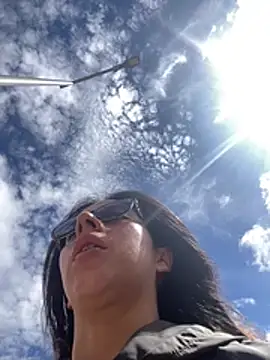 Maggie Fox3 online show from April 8, 2026, 7:25 pm