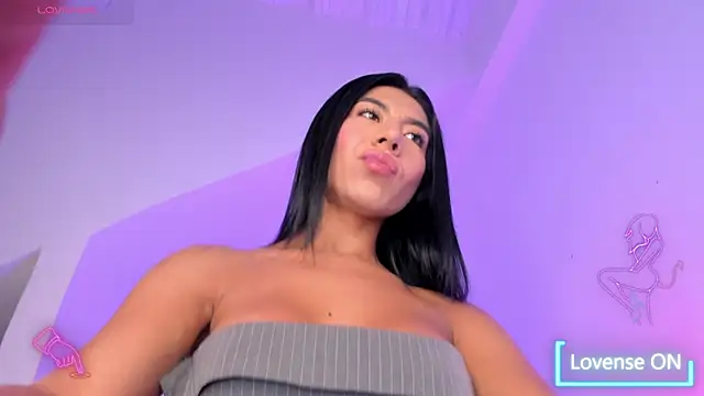 VictoriaVX online show from October 2, 2025, 2:57 pm