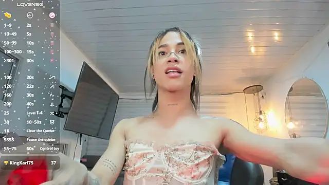 stormytt  online show from February 24, 2025, 3:55 am