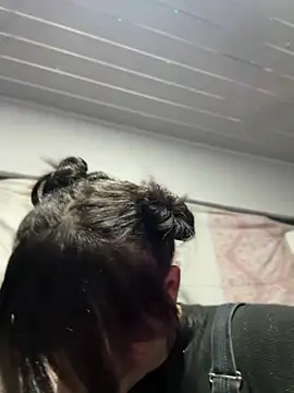 stormytt  online show from March 8, 2025, 8:35 pm