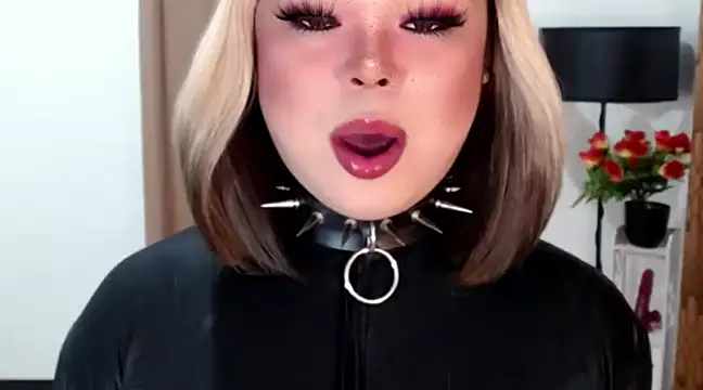 Snapshot of Mistress_DOMnicaaxx chatting on March 9, 2025, 4:55 pm Mistress DOMnicaaxx online show from March 9, 2025, 4:55 pm