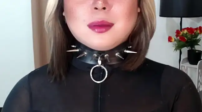 Snapshot of Mistress_DOMnicaaxx chatting on March 13, 2025, 4:05 am Mistress DOMnicaaxx online show from March 13, 2025, 4:05 am