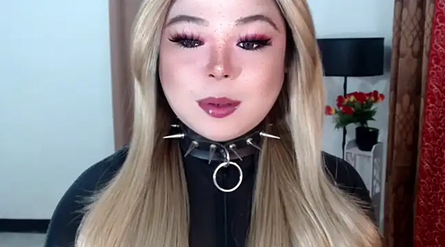 Snapshot of Mistress_DOMnicaaxx chatting on March 14, 2025, 6:53 am Mistress DOMnicaaxx online show from March 14, 2025, 6:53 am