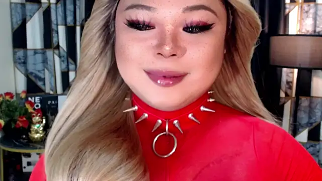 Snapshot of Mistress_DOMnicaaxx chatting on October 2, 2025, 12:23 pm Mistress DOMnicaaxx online show from October 2, 2025, 12:23 pm