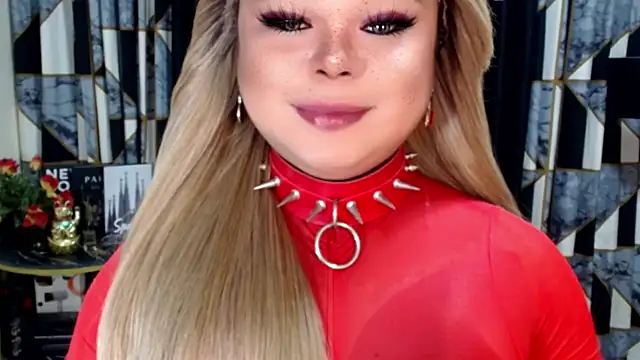 Snapshot of Mistress_DOMnicaaxx chatting on October 3, 2025, 12:51 am Mistress DOMnicaaxx online show from October 3, 2025, 12:51 am