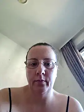 Snapshot of Goodass7 chatting on June 16, 2026, 6:27 am Goodass7 online show from June 16, 2026, 6:27 am