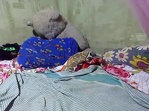 Alora-shine online show from March 22, 2025, 2:36 pm