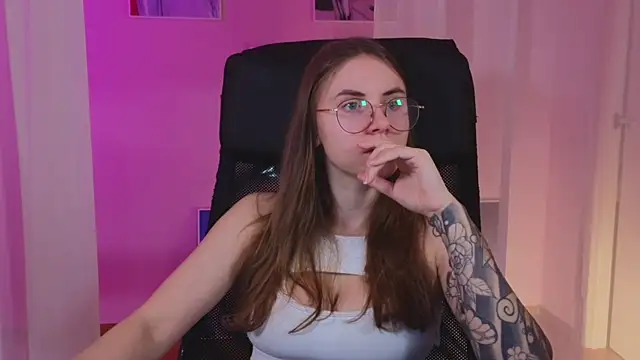  AnnaStark  online show from January 30, 2025, 8:31 pm