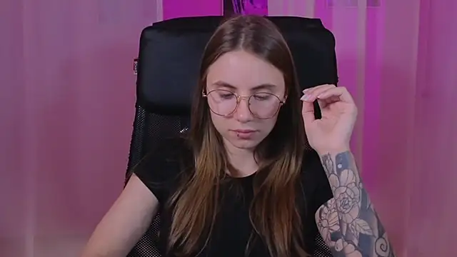  AnnaStark  online show from February 21, 2025, 11:32 pm