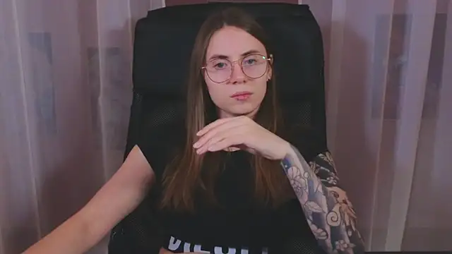  AnnaStark  online show from March 14, 2025, 8:38 pm