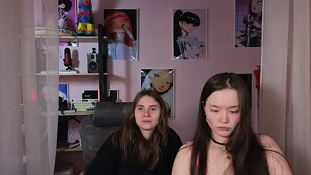 Snapshot of _AnnaStark_ chatting on May 13, 2026, 8:16 pm AnnaStark online show from May 13, 2026, 8:16 pm