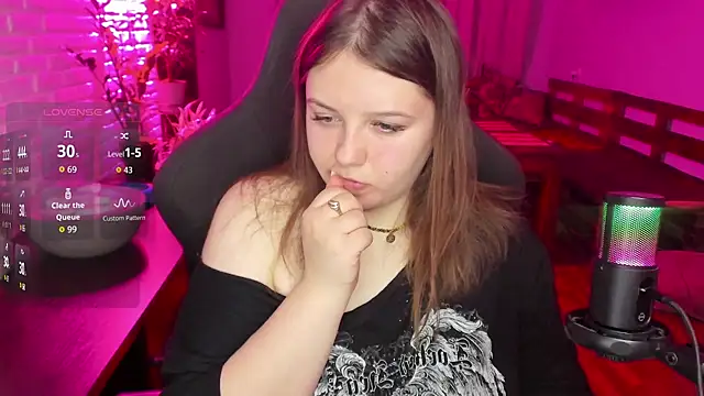 XNirvanaX online show from March 28, 2026, 2:33 am