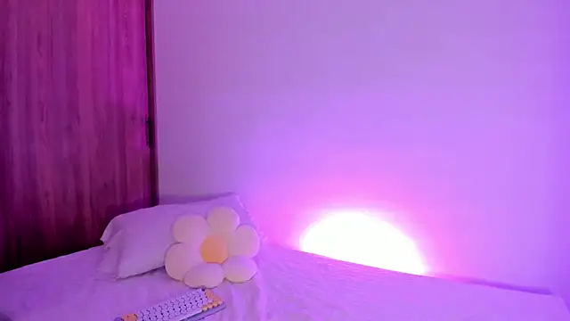 Cheerry1 online show from January 17, 2025, 3:23 am