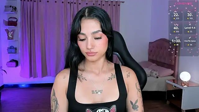 Lizzie corner v online show from February 23, 2026, 11:35 pm