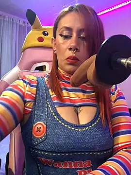 Luna Paris  online show from January 16, 2025, 11:37 pm