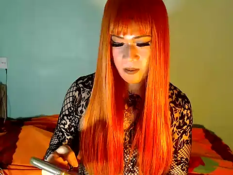 Hugeladycockmarga online show from December 20, 2024, 2:19 am