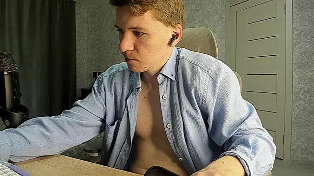 Snapshot of Bananas_dick chatting on June 25, 2026, 12:09 pm Bananas dick online show from June 25, 2026, 12:09 pm