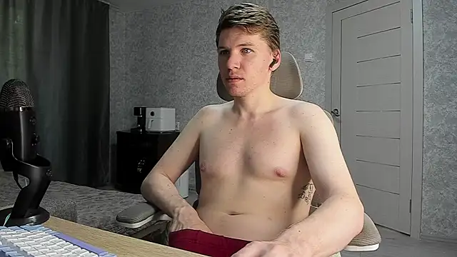 Snapshot of Bananas_dick chatting on July 12, 2026, 8:16 am Bananas dick online show from July 12, 2026, 8:16 am