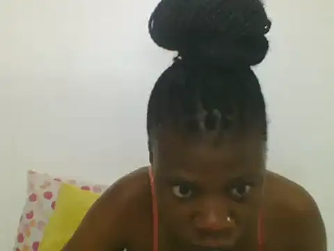 Sweetbaby004 online show from February 27, 2025, 2:32 am
