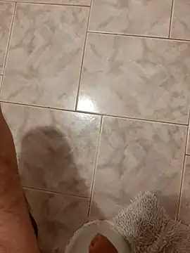 Alex 7422 online show from October 27, 2025, 2:21 pm