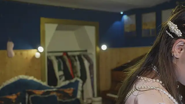 VanessaDoyle online show from September 21, 2025, 3:24 pm