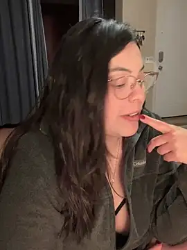Snapshot of drizzypeach602 chatting on January 22, 2025, 6:31 am drizzypeach602 online show from January 22, 2025, 6:31 am