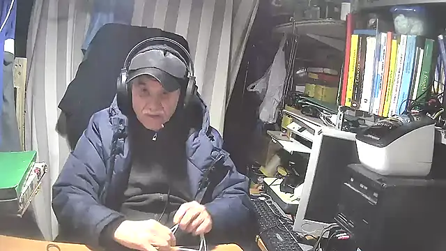 nonnomaturobisex online show from February 20, 2025, 10:48 am