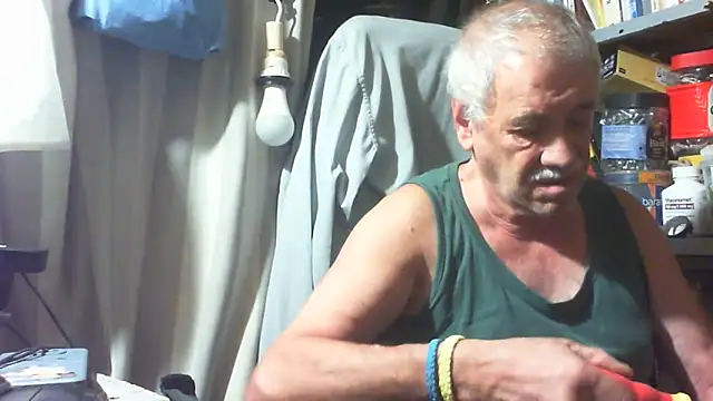 nonnomaturobisex online show from September 24, 2025, 6:39 am