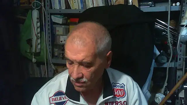 nonnomaturobisex online show from October 3, 2025, 9:06 am