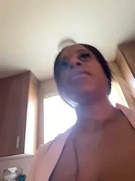 Snapshot of Tikalalin chatting on February 27, 2025, 5:36 pm Tikalalin online show from February 27, 2025, 5:36 pm