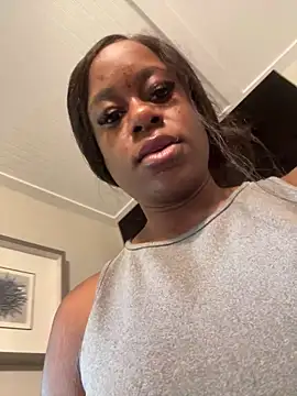 Snapshot of Tikalalin chatting on September 27, 2025, 6:02 pm Tikalalin online show from September 27, 2025, 6:02 pm