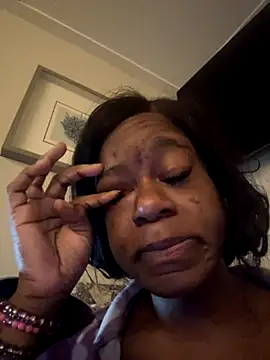 Snapshot of Tikalalin chatting on September 29, 2025, 12:54 pm Tikalalin online show from September 29, 2025, 12:54 pm