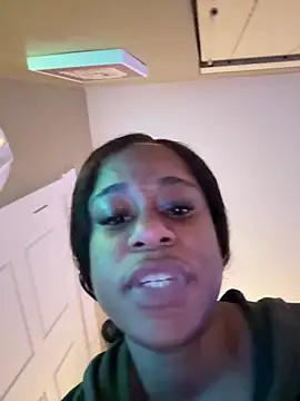 Snapshot of Tikalalin chatting on January 11, 2026, 3:33 am Tikalalin online show from January 11, 2026, 3:33 am