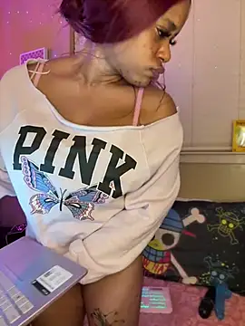 Snapshot of Tikalalin chatting on February 10, 2026, 3:43 am Tikalalin online show from February 10, 2026, 3:43 am