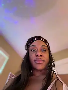 Snapshot of Tikalalin chatting on February 20, 2026, 3:12 pm Tikalalin online show from February 20, 2026, 3:12 pm