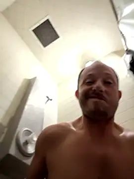 Roberts8inchcock online show from February 13, 2026, 5:09 pm