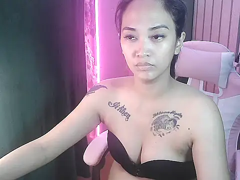 Snapshot of hotasianivy19 chatting on September 26, 2025, 8:29 am hotasianivy19 online show from September 26, 2025, 8:29 am