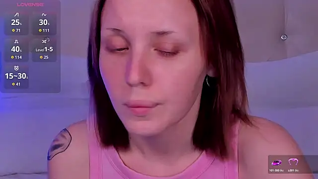 Snapshot of LianaFord chatting on May 9, 2026, 5:45 am LianaFord online show from May 9, 2026, 5:45 am