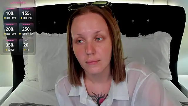 Snapshot of LianaFord chatting on May 26, 2026, 5:03 am LianaFord online show from May 26, 2026, 5:03 am